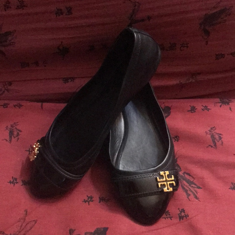 Authentic Tory Burch Flats
